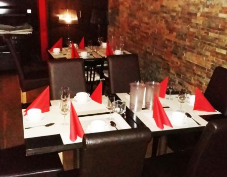 Kantino in Elmshorn Tischgedeck für 100 Gäste 